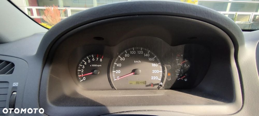 Kia Cerato 1.6 LX - 11