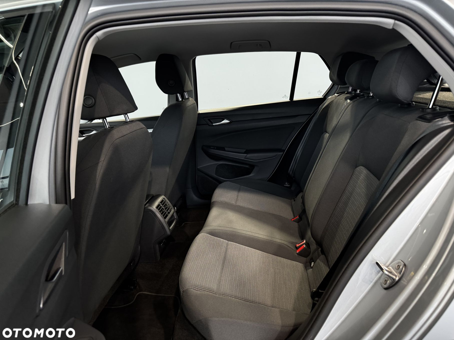 Volkswagen Golf - 14