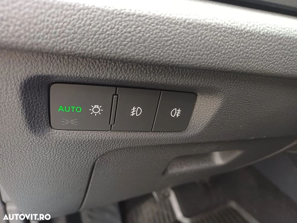 Skoda Octavia Combi 2.0 TDI Ambition - 13
