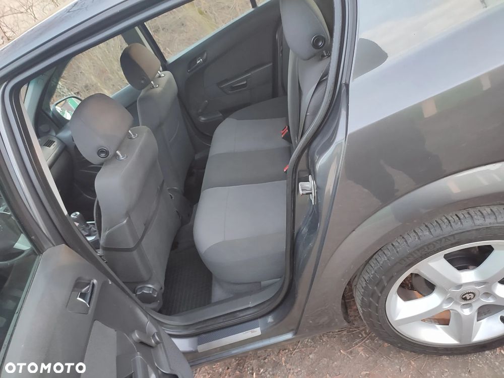 Opel Astra ver-1-7-cdti-edition - 8