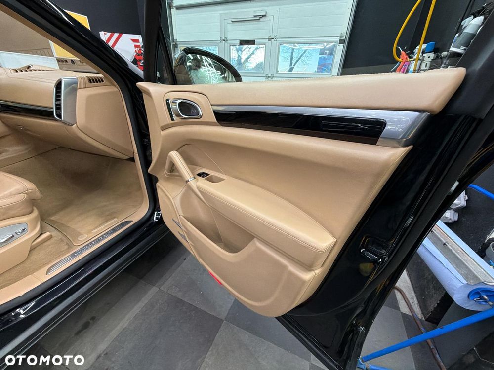 Porsche Cayenne S Diesel - 5