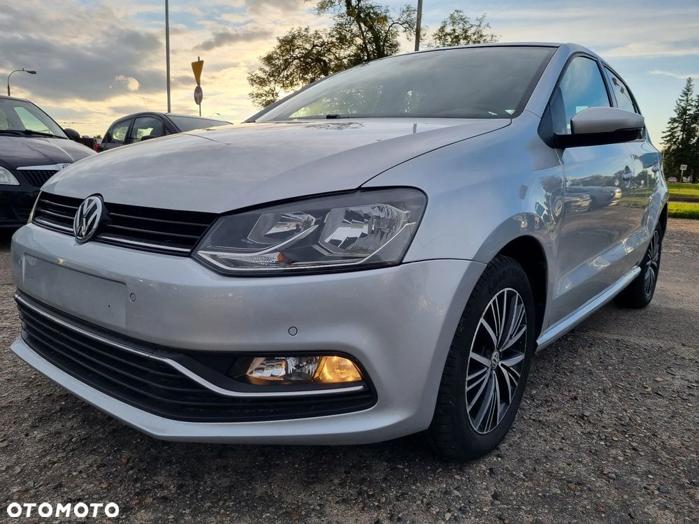 Volkswagen Polo 1.2 TSI Blue Motion Technology DSG Allstar - 2