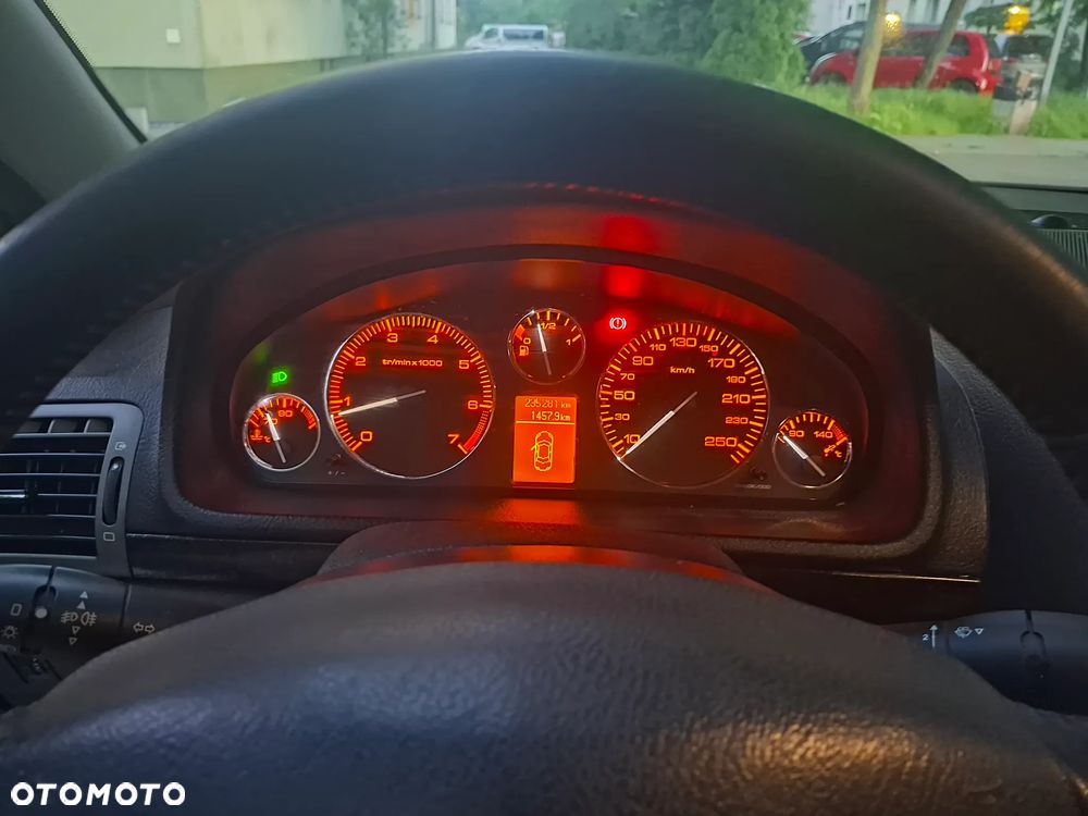 Peugeot 407 115 Esplanade - 6