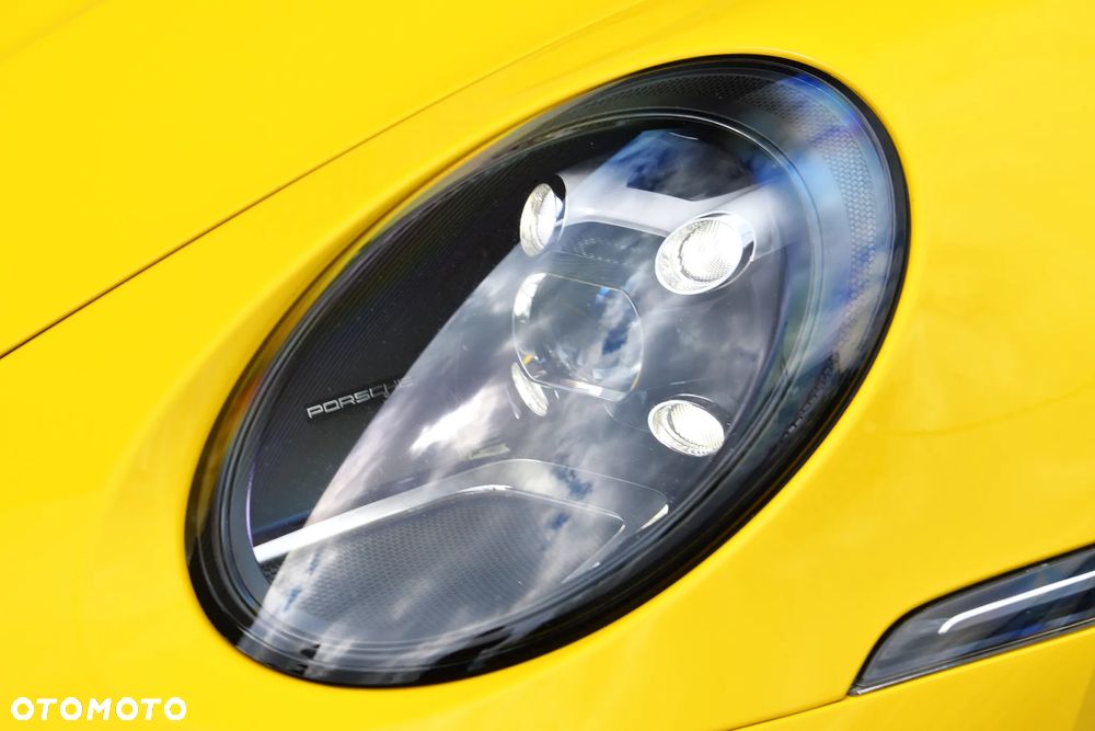 Porsche 911 Carrera S - 9