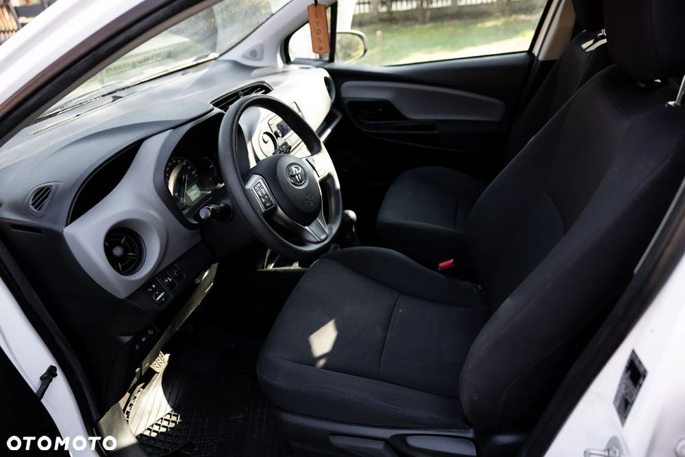 Toyota Yaris 1.0 Active - 8