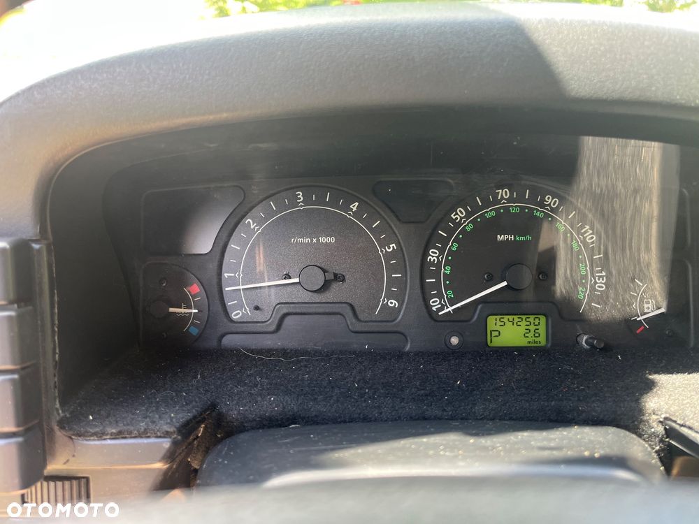 Land Rover Discovery V8 HSE - 6