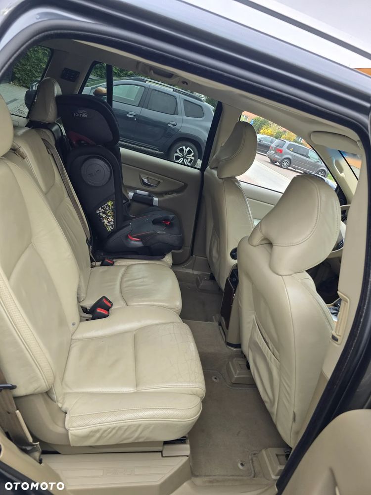 Volvo XC 90 D5 Executive - 8