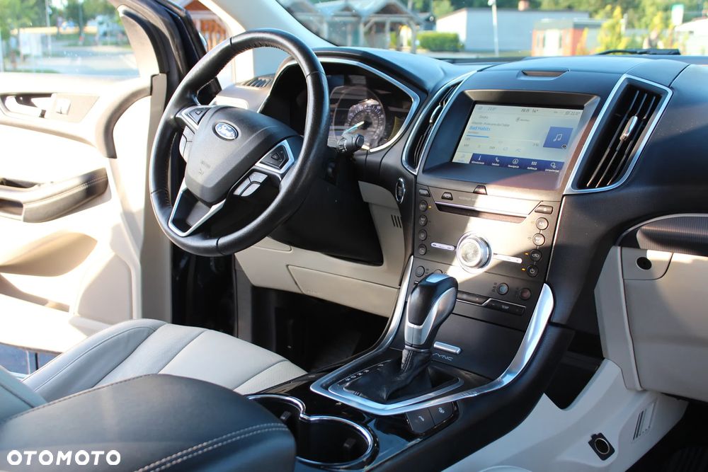 Ford Edge 2.0 EcoBlue Bi-Turbo 4x4 ST-LINE - 27