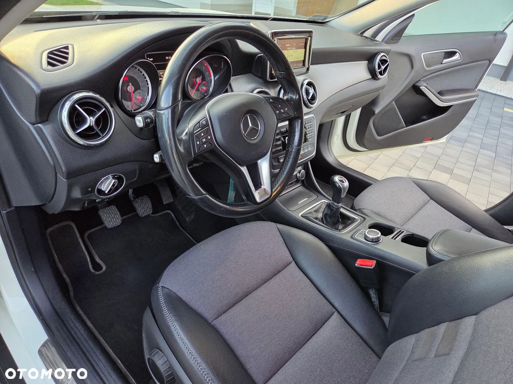Mercedes-Benz GLA 180 (CDI) d - 20