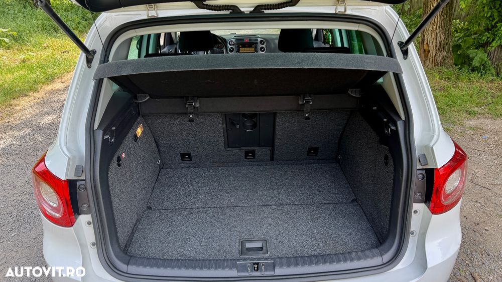 Volkswagen Tiguan 2.0 TDI 4Motion DSG Trend & Fun - 9