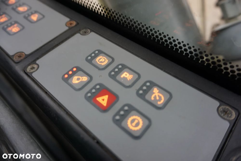 Liebherr LH 22 M Litronic + Chwytak - 25