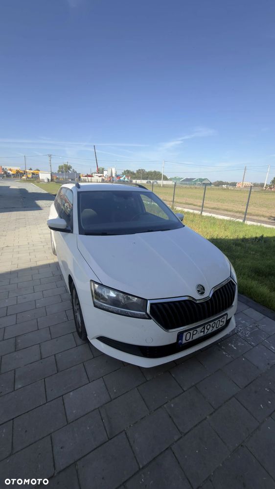 2022 Skoda Fabia, photograph 5