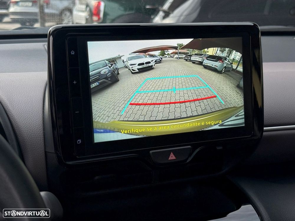 Toyota Yaris Cross 1.5 HDF Luxury - 16