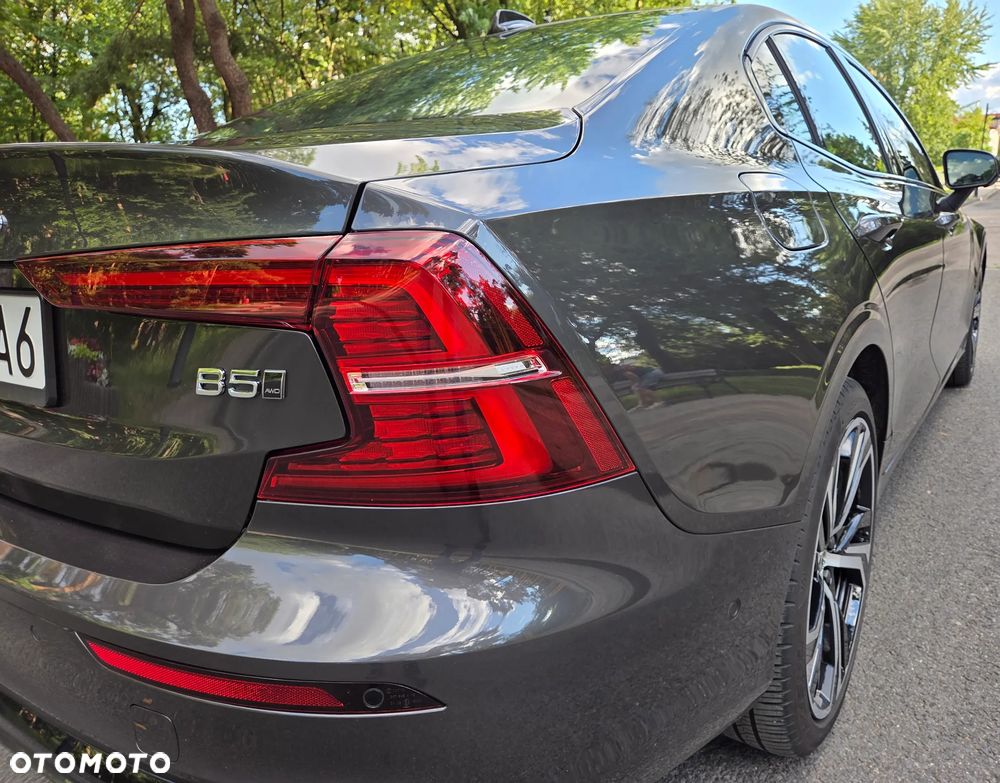 Volvo S60 B5 B AWD Ultimate Dark - 11
