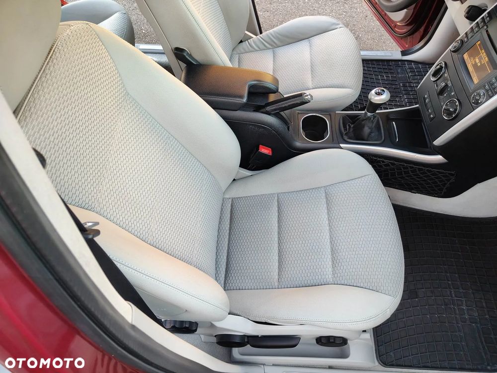 Mercedes-Benz Klasa B 170 BlueEFFICIENCY - 19