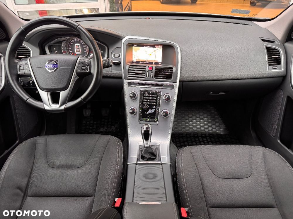 Volvo XC 60 - 6