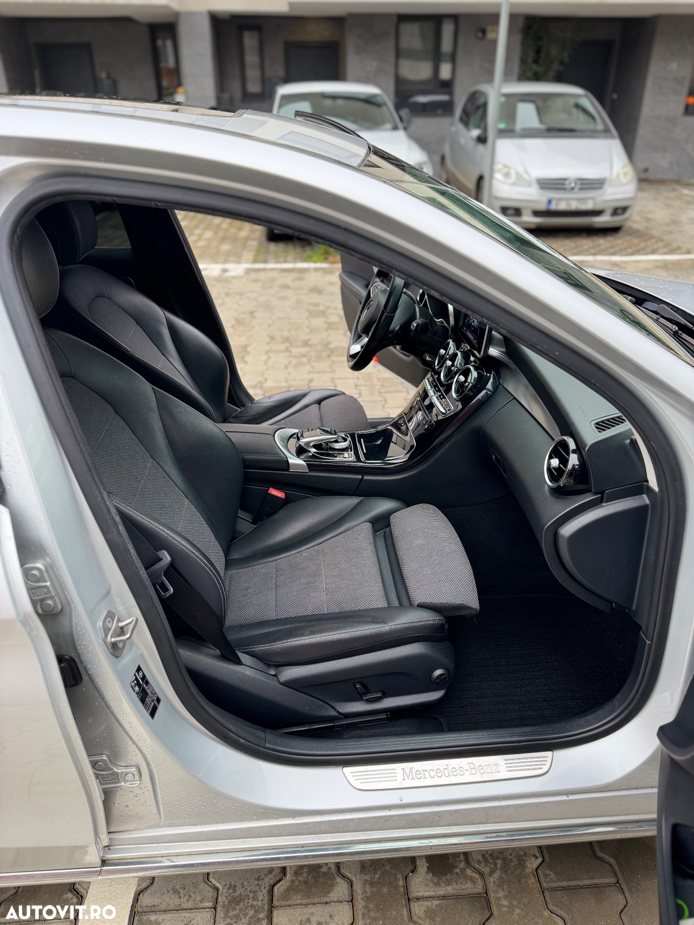 Mercedes-Benz C 220 d 4Matic 9G-TRONIC Avantgarde - 5