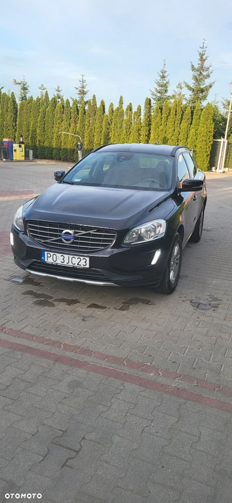 Volvo XC 60 D3 Drive-E Momentum - 1
