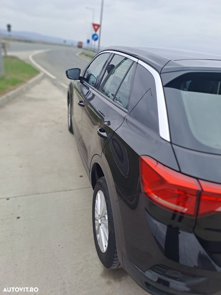 Volkswagen T-Roc - 3