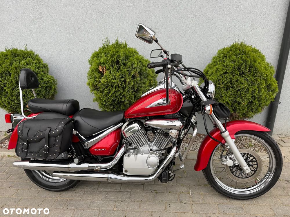 Suzuki Intruder - 2