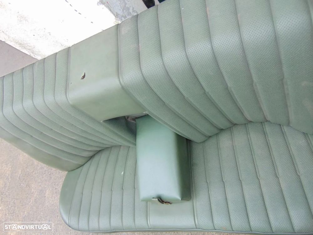 Mercedes W115 bancos - 9