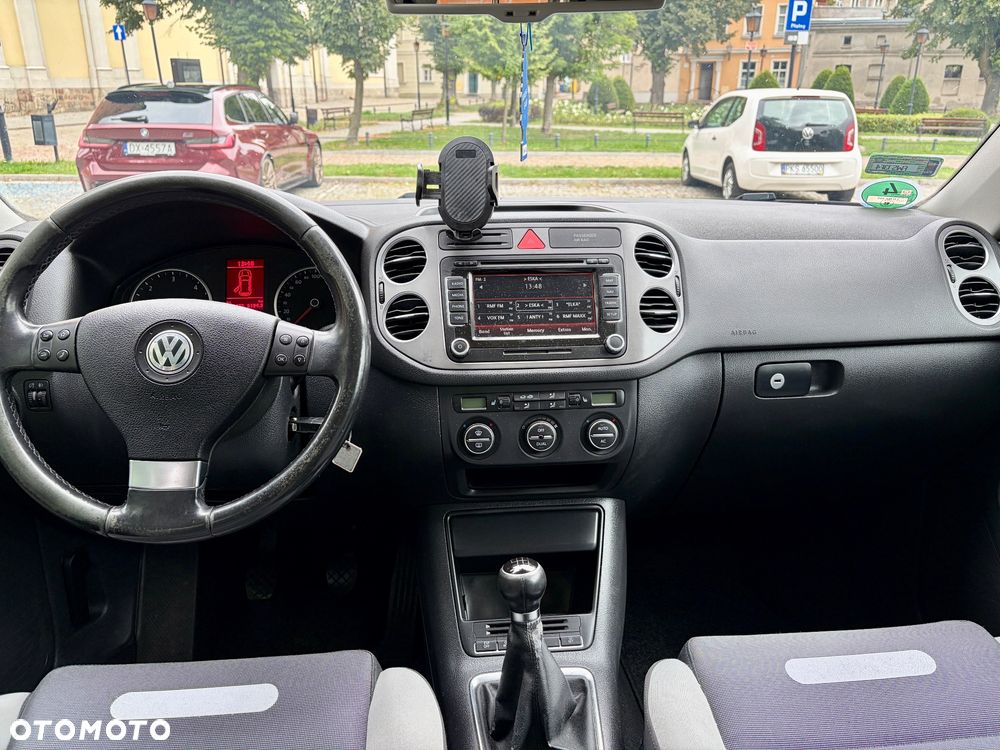 Volkswagen Tiguan 2.0 TDI DPF 4Motion BlueMotion Technology Sport & Style - 11