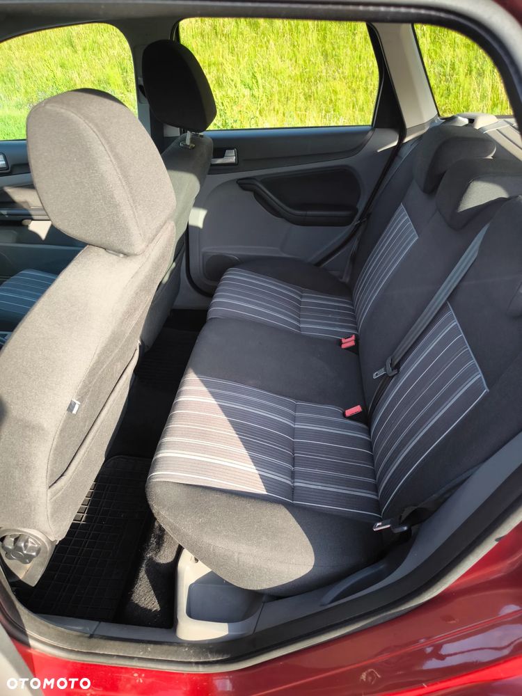 Ford Focus 1.6 16V Trend - 5
