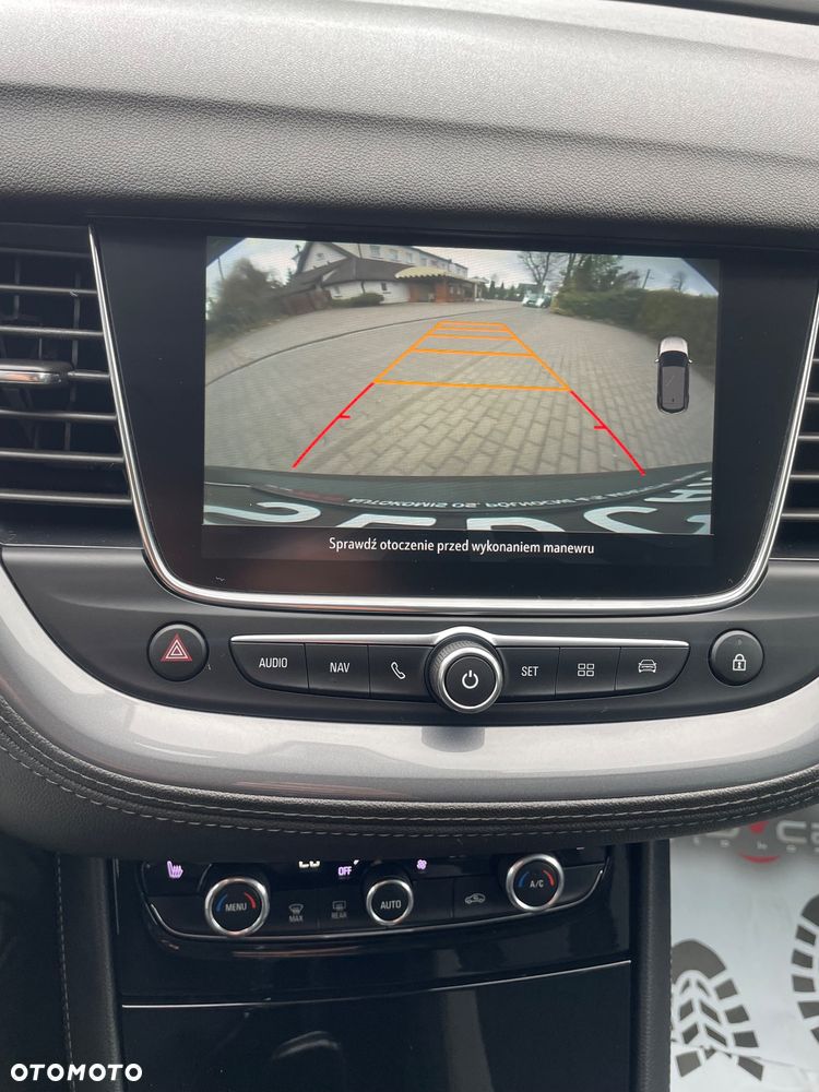 Opel Grandland X 1.5 D Start/Stop 2020 - 24