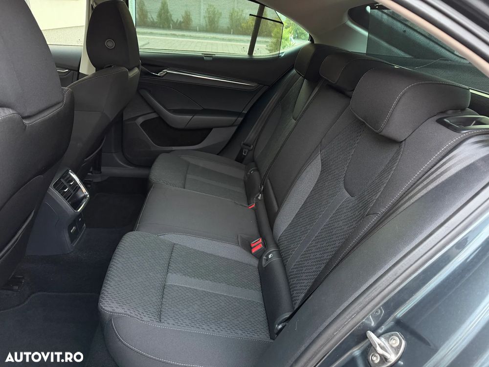 Skoda Octavia 1.4 TSI iV DSG Style - 19