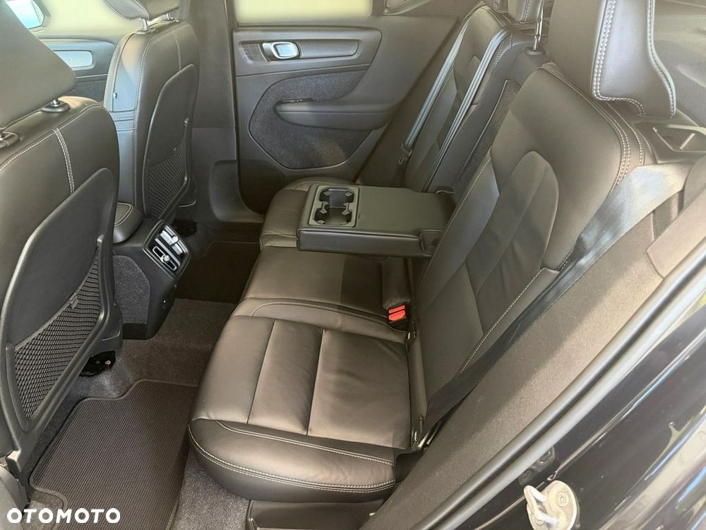 Volvo XC 40 - 20