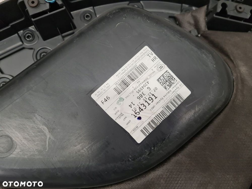 BMW F46 BOCZKI TAPICERKA DRZWI KOMPLET - 8