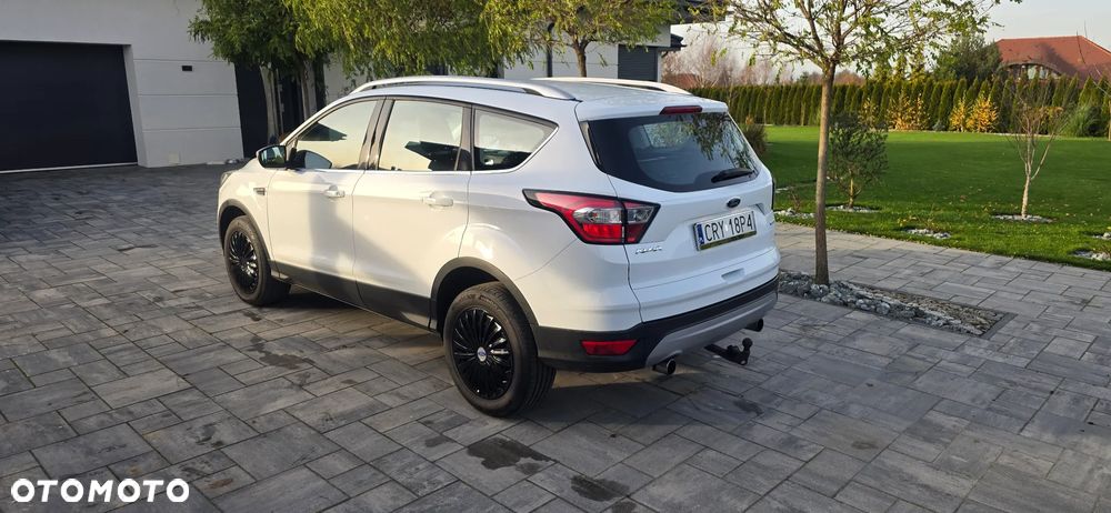 Ford Kuga - 9
