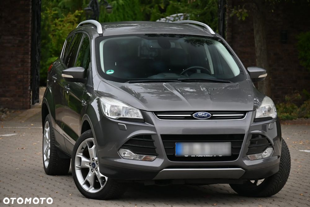 Ford Kuga 2.0 TDCi 4x4 Titanium - 2