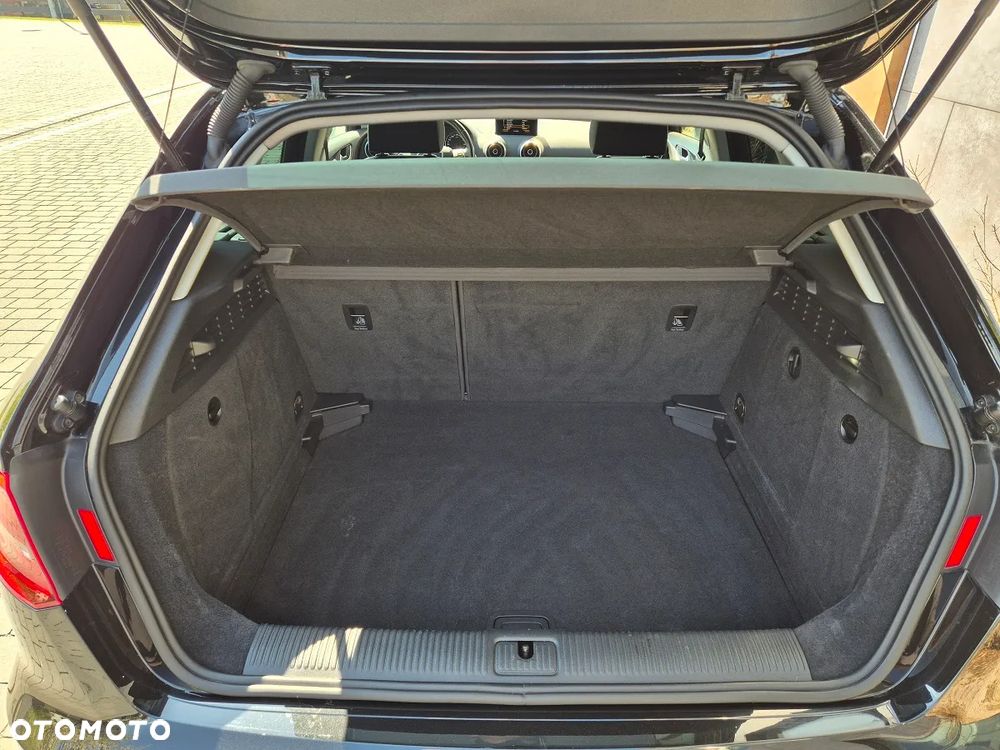 Audi A3 Sportback 1.6 TDI (clean diesel) S tronic Ambiente - 11