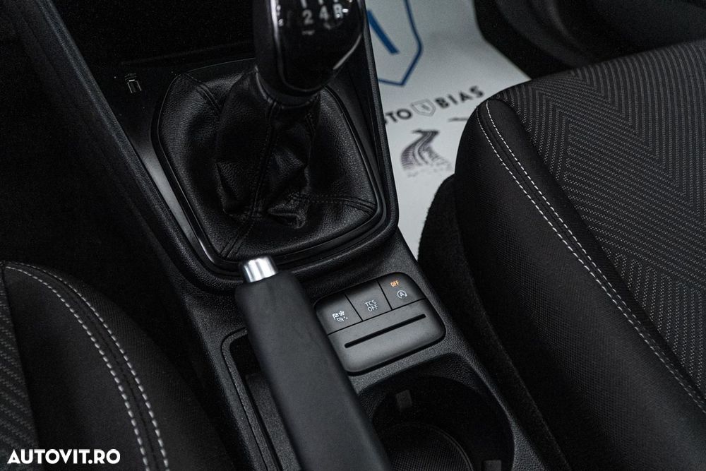 Ford Fiesta 1.1 Trend Connected - 22