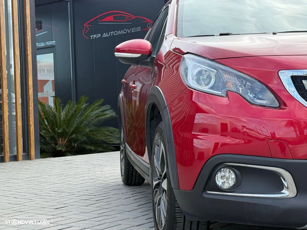 Peugeot 2008 1.2 PureTech Allure - 18