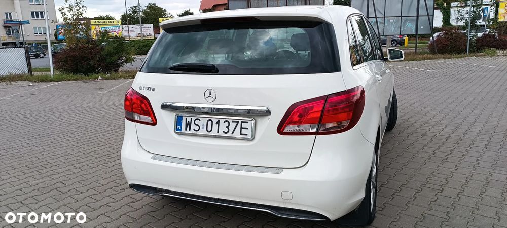 Mercedes-Benz Klasa B 160 (CDI) d - 17