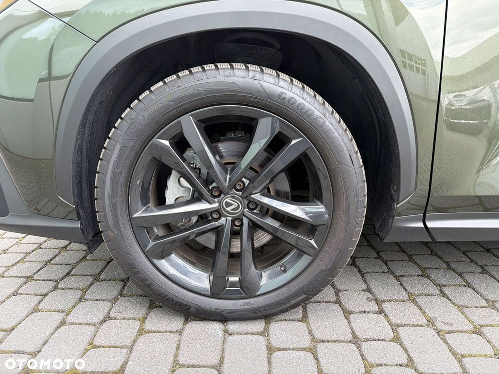 Lexus NX - 37