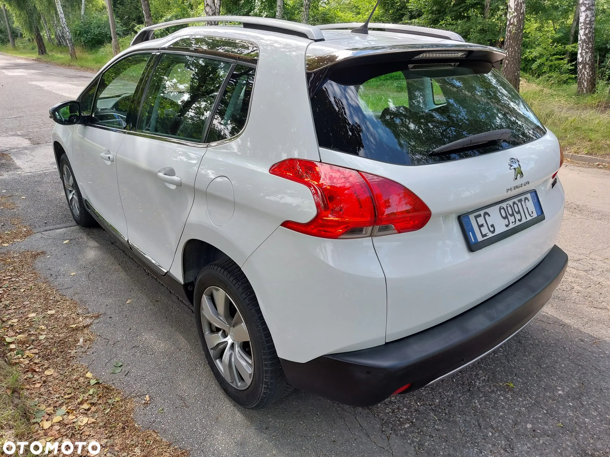 Peugeot 2008 PureTech 82 Allure - 23