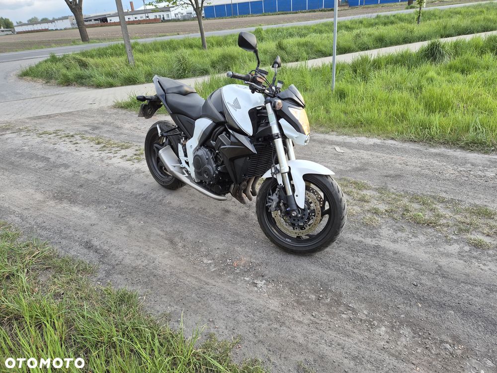 Honda CB - 1