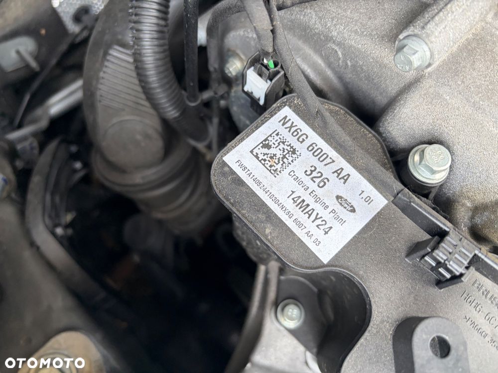 Ford Focus 1.0 EcoBoost Hybrid ST-LINE X - 8
