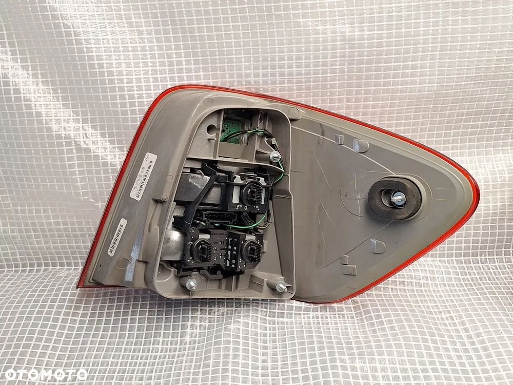 lampa tyl tylna lewa mercedes ml III w164 lift 2008-2011 a1649064200 europa orginal demontaz - 4