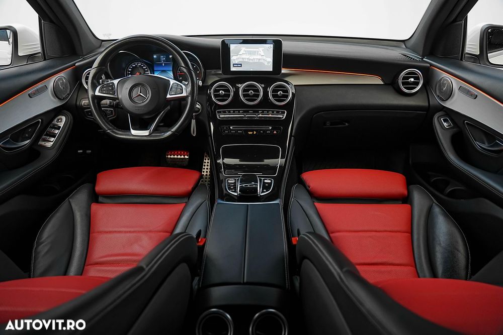 Mercedes-Benz GLC 250 d 4Matic 9G-TRONIC AMG Line - 11