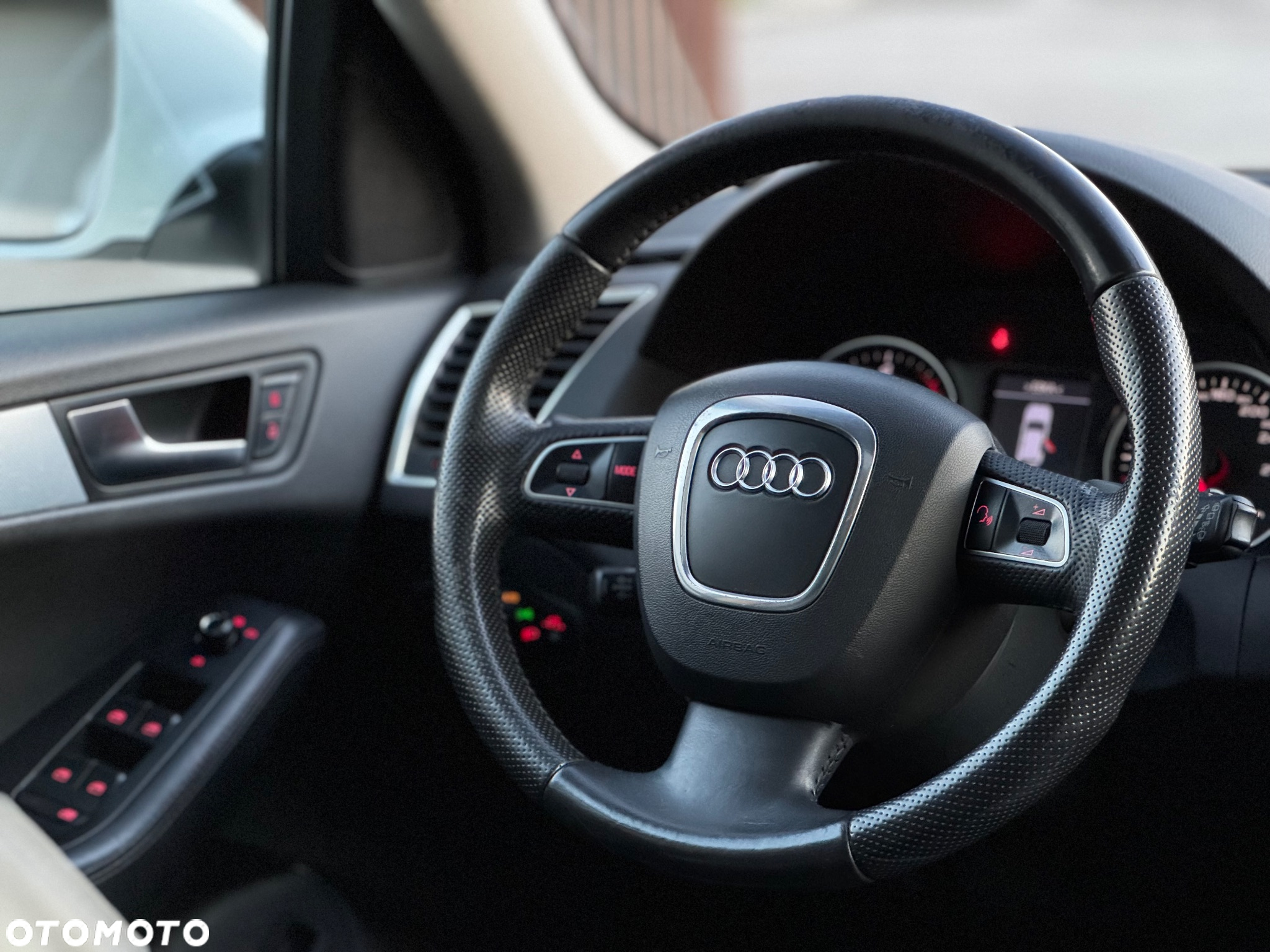 Audi Q5 3.0 TDI Quattro S tronic - 32