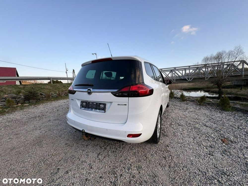 Opel Zafira - 8