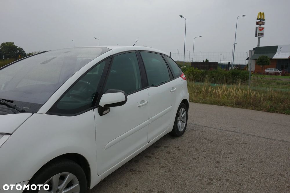 Citroën C4 Picasso 1.6 HDi FAP ESG6 Confort - 4