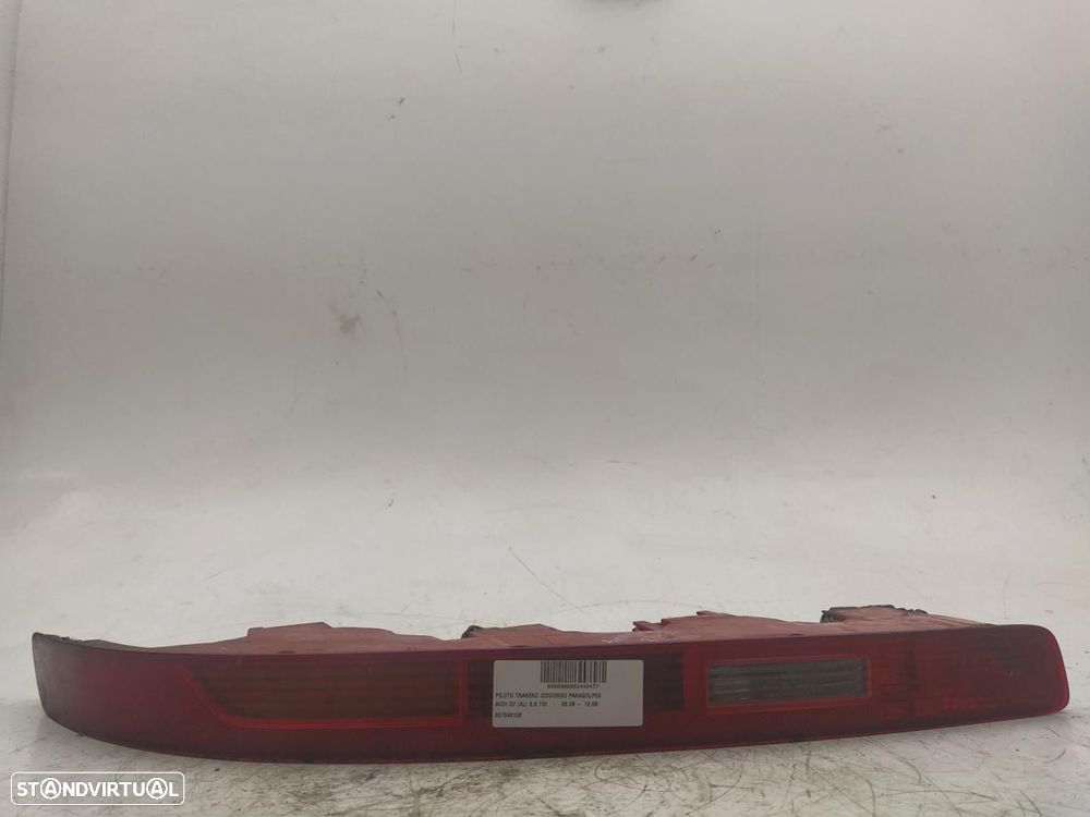FAROLIM TRASEIRO ESQUERDO PARA-CHOQUES AUDI Q7 - 1