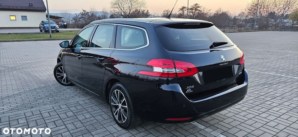 Peugeot 308 e-HDi 115 Stop & Start Allure - 2