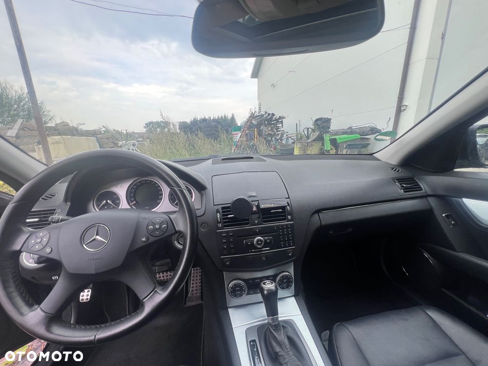 Mercedes-Benz Klasa C 320 CDI Avantgarde 4-Matic - 14
