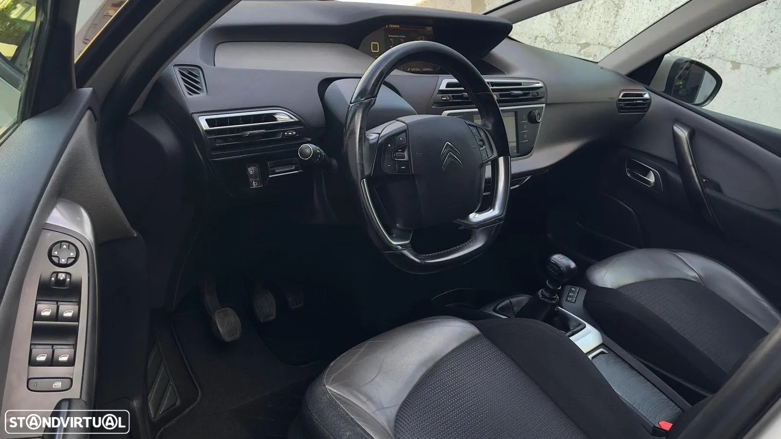 Citroën C4 Grand Picasso e-HDi 115 Intensive - 21